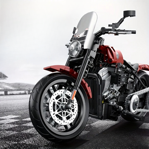 CZERWONY MOTOCYKL Z SILNIKIEM V2 1:8 | 542 elementów