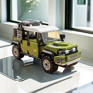 GREEN OFF-ROAD CAR | 330 pieces